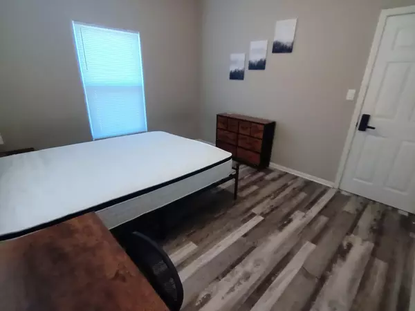 Coliving in Riverview - East Tampa, Tampa