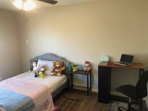 Coliving in Acres Home - Nw Houston, Houston
