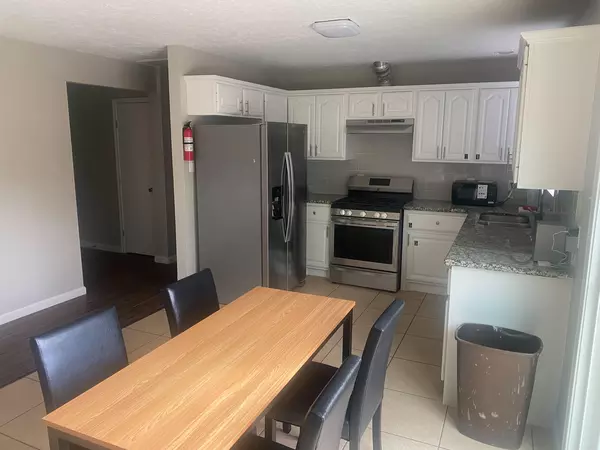Coliving in Acres Home - Nw Houston, Houston