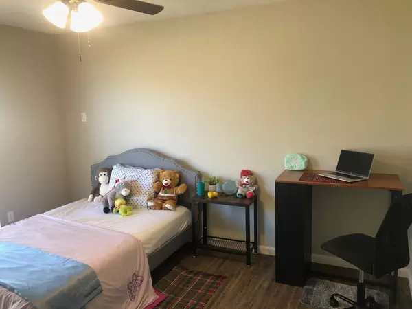 Coliving in Acres Home - Nw Houston, Houston