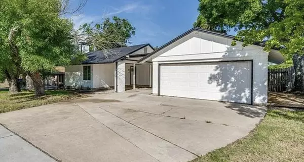 Coliving in North Austin Civic Association - North Austin, Austin