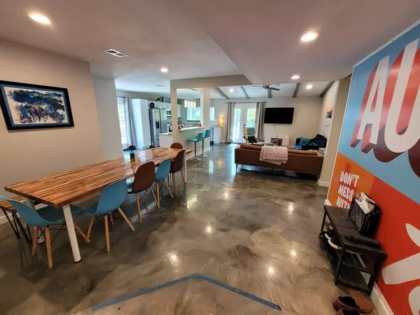 Coliving in University Hills - East Austin, Austin