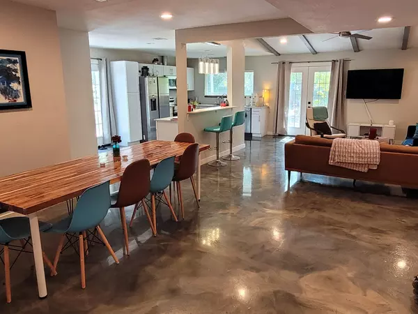 Coliving in University Hills - East Austin, Austin