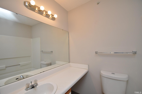 Coliving in Fairmont - Central Raleigh, Raleigh