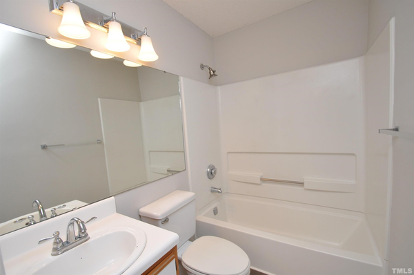 Coliving in Fairmont - Central Raleigh, Raleigh