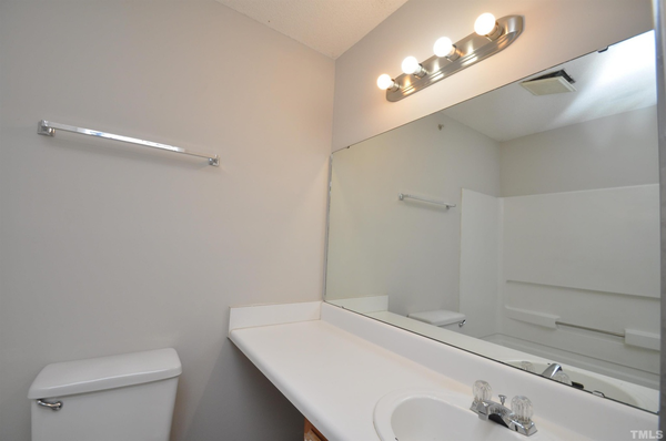 Coliving in Fairmont - Central Raleigh, Raleigh