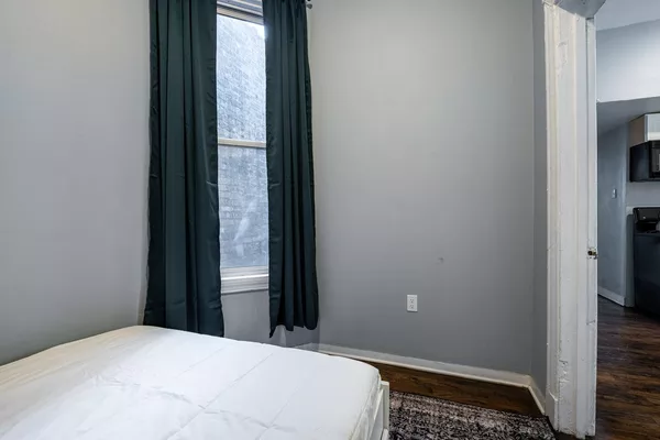 Coliving in Ukrainian Village - West Side, Chicago