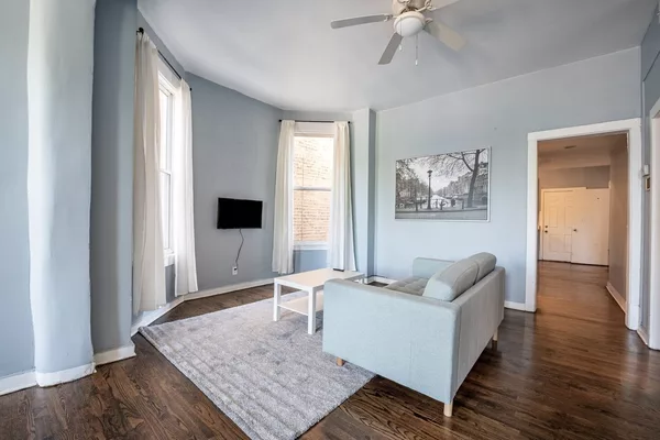 Coliving in Ukrainian Village - West Side, Chicago