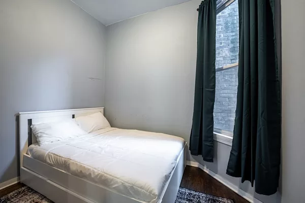 Coliving in Ukrainian Village - West Side, Chicago