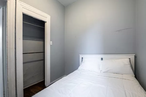 Coliving in Ukrainian Village - West Side, Chicago