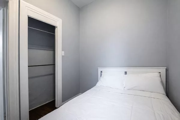 Coliving in Ukrainian Village - West Side, Chicago