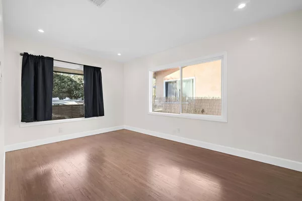 Coliving in Northeast Los Angeles - Central Los Angeles, Los Angeles