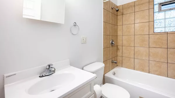 2 bedrooms apartment for rent in Lower West Side - West Side, Chicago