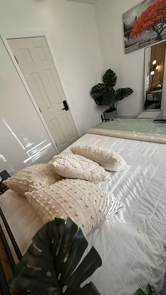 Coliving in Holden Heights - Central Orlando, Orlando