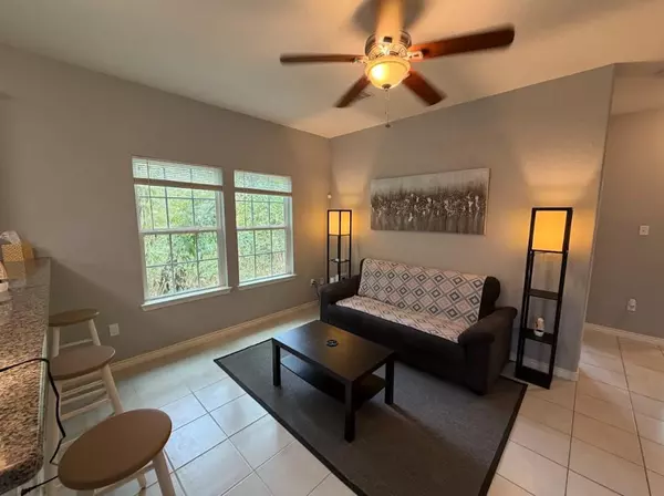 Coliving in Acres Home - Nw Houston, Houston