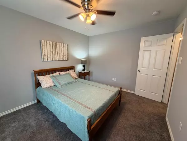 Coliving in Acres Home - Nw Houston, Houston