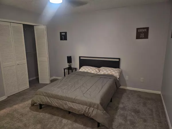 Coliving in Garden City JAX - Northside, Jacksonville