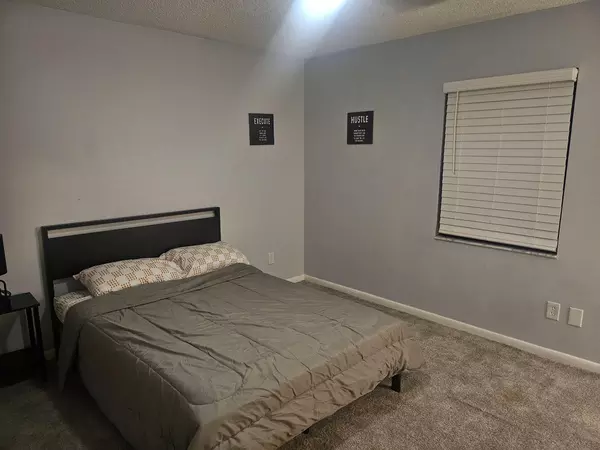 Coliving in Garden City JAX - Northside, Jacksonville