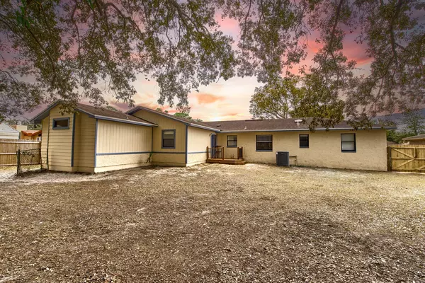 Coliving in Garden City JAX - Northside, Jacksonville