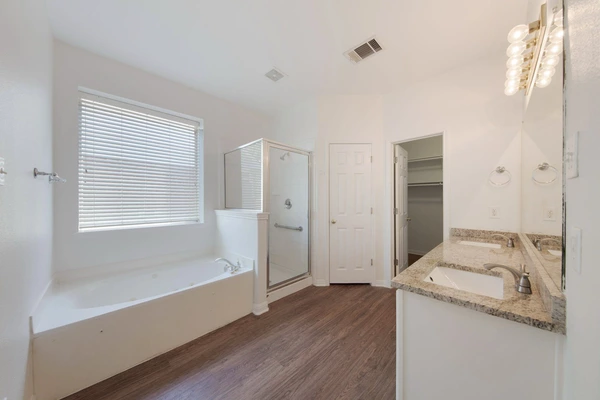 Coliving in Round Rock - North Austin, Austin