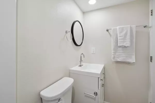 Coliving in Central Scottsdale - NE Valley, Phoenix