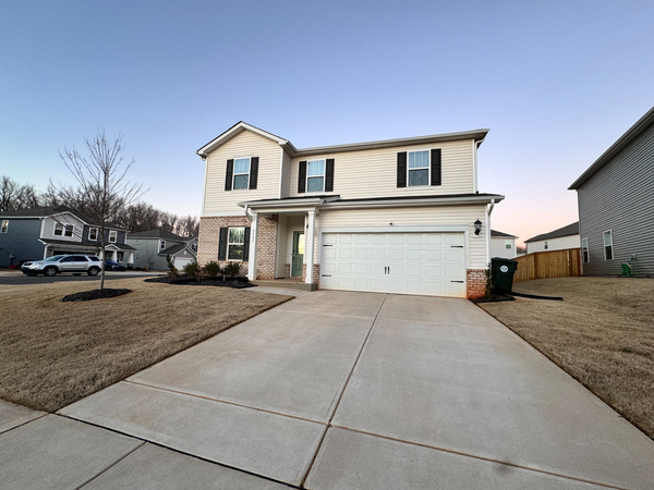 Coliving in Hillsborough - Outer Triangle, Raleigh