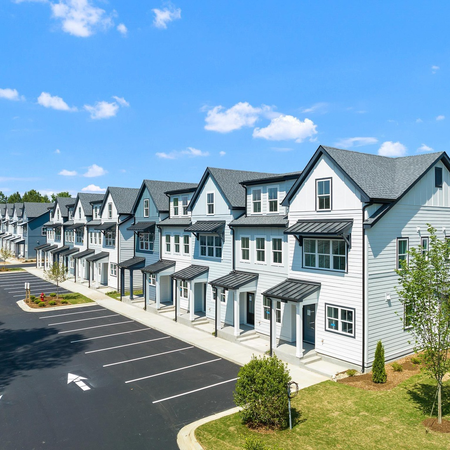 Coliving in Bedford at Falls River - North Raleigh, Raleigh