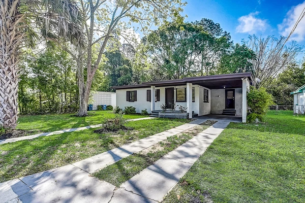 Coliving in Lake Forest - Northside, Jacksonville
