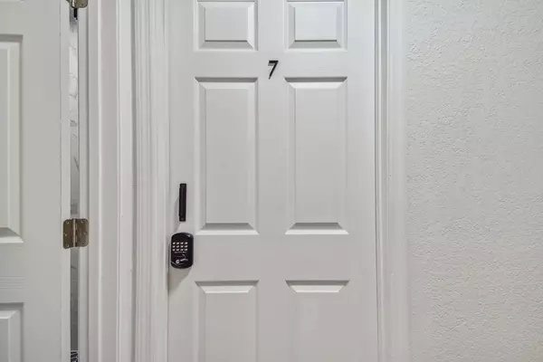 Coliving in Downtown St. Petersburg - Clearwater-St. Petersburg, Tampa