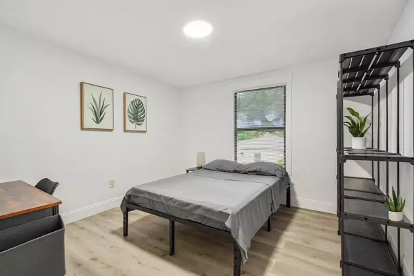 Coliving in Downtown St. Petersburg - Clearwater-St. Petersburg, Tampa