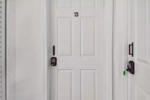 Coliving in Downtown St. Petersburg - Clearwater-St. Petersburg, Tampa