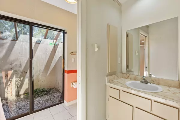 Coliving in Port Charlotte - North Port, Sarasota