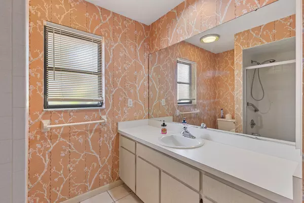 Coliving in Port Charlotte - North Port, Sarasota