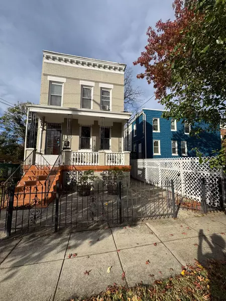 Coliving in 16th Street Heights - NW DC, Washington DC