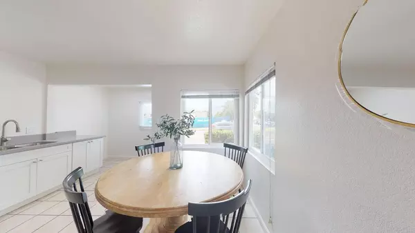 Coliving in Pacific Beach - Coastal, San Diego