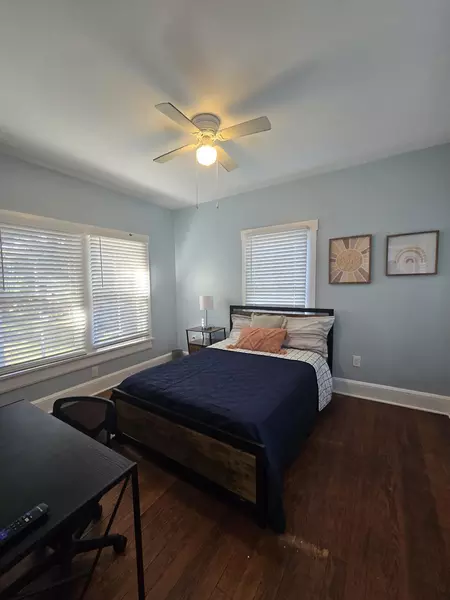 Coliving in College Park JAX - Northside, Jacksonville