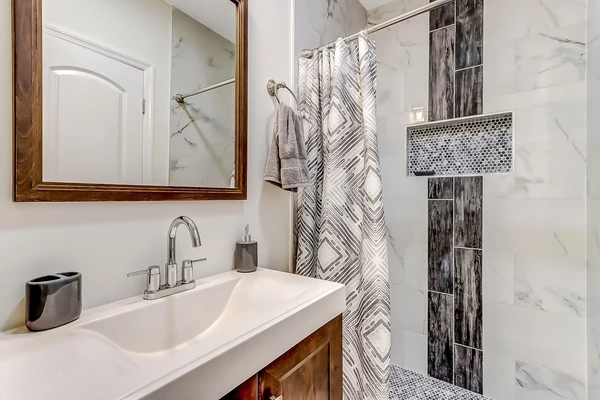 Coliving in College Park JAX - Northside, Jacksonville