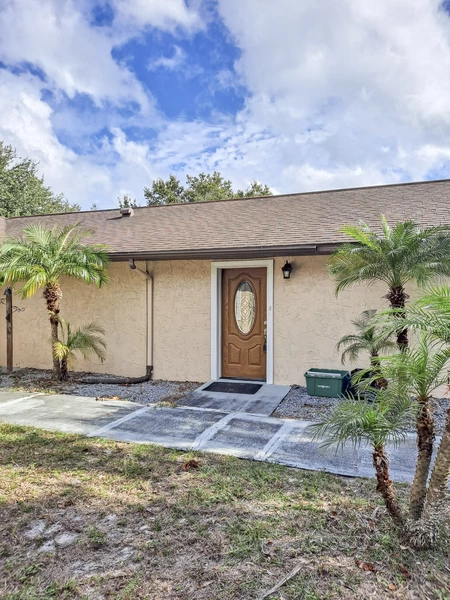 Coliving in Port Orange - Outer Orlando, Orlando