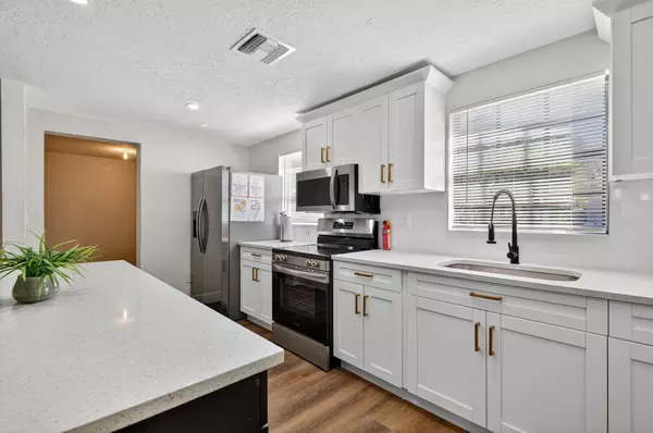 Coliving in Riverview - East Tampa, Tampa