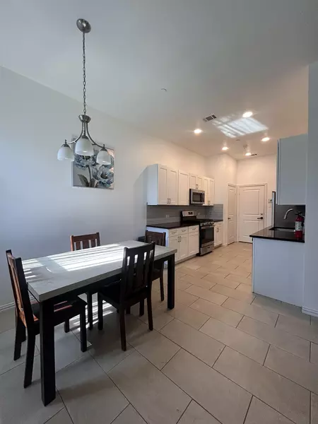 Coliving in Irving - Sw Dallas, Dallas