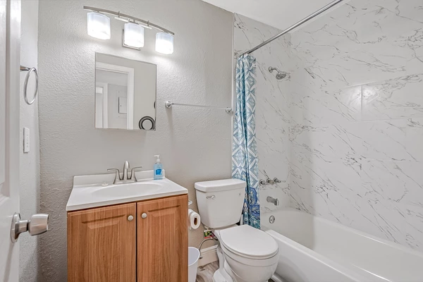 Coliving in Sulphur Springs - North Tampa, Tampa