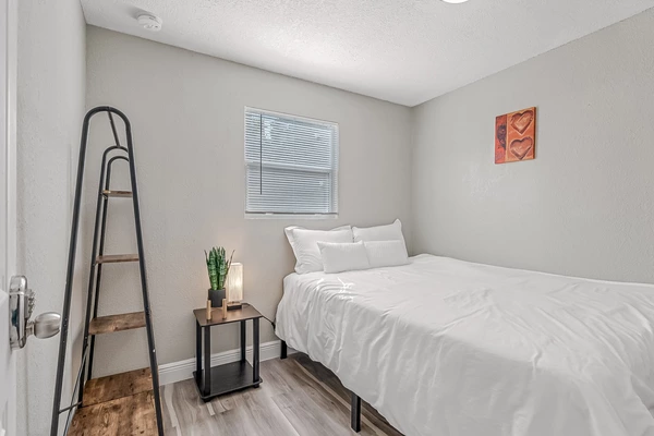 Coliving in Sulphur Springs - North Tampa, Tampa