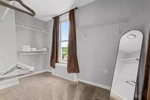 Coliving in Lawrenceville - East Pitt, Pittsburgh