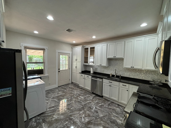 Coliving in Highland Park SATX - East SATX, San Antonio