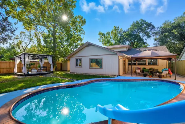 Coliving in Sharpstown - Sw Houston, Houston