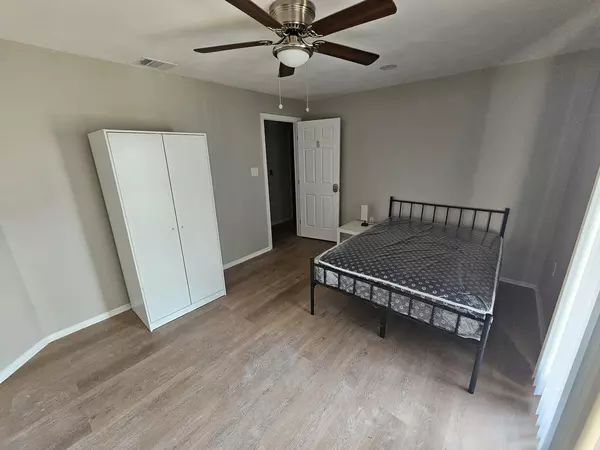 Coliving in Odessa - North Tampa, Tampa