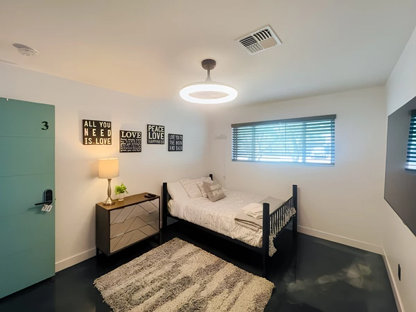 Coliving in South Scottsdale - NE Valley, Phoenix