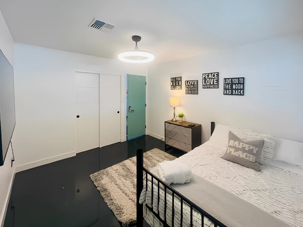 Coliving in South Scottsdale - NE Valley, Phoenix