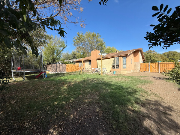 Coliving in Southeast Austin - South Austin, Austin