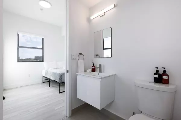 Coliving in Downtown Miami - Miami, Miami